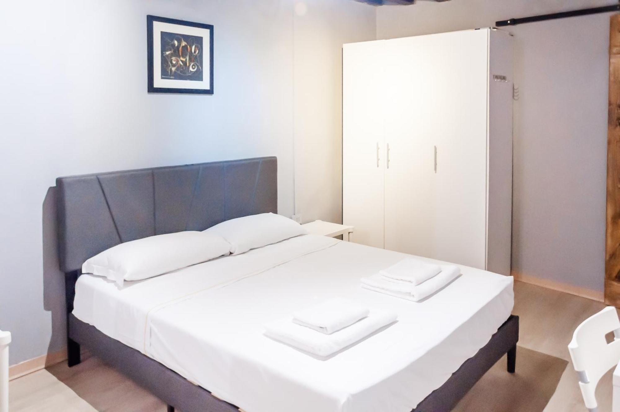 With Private Bathroom Stella 2 * Venecia